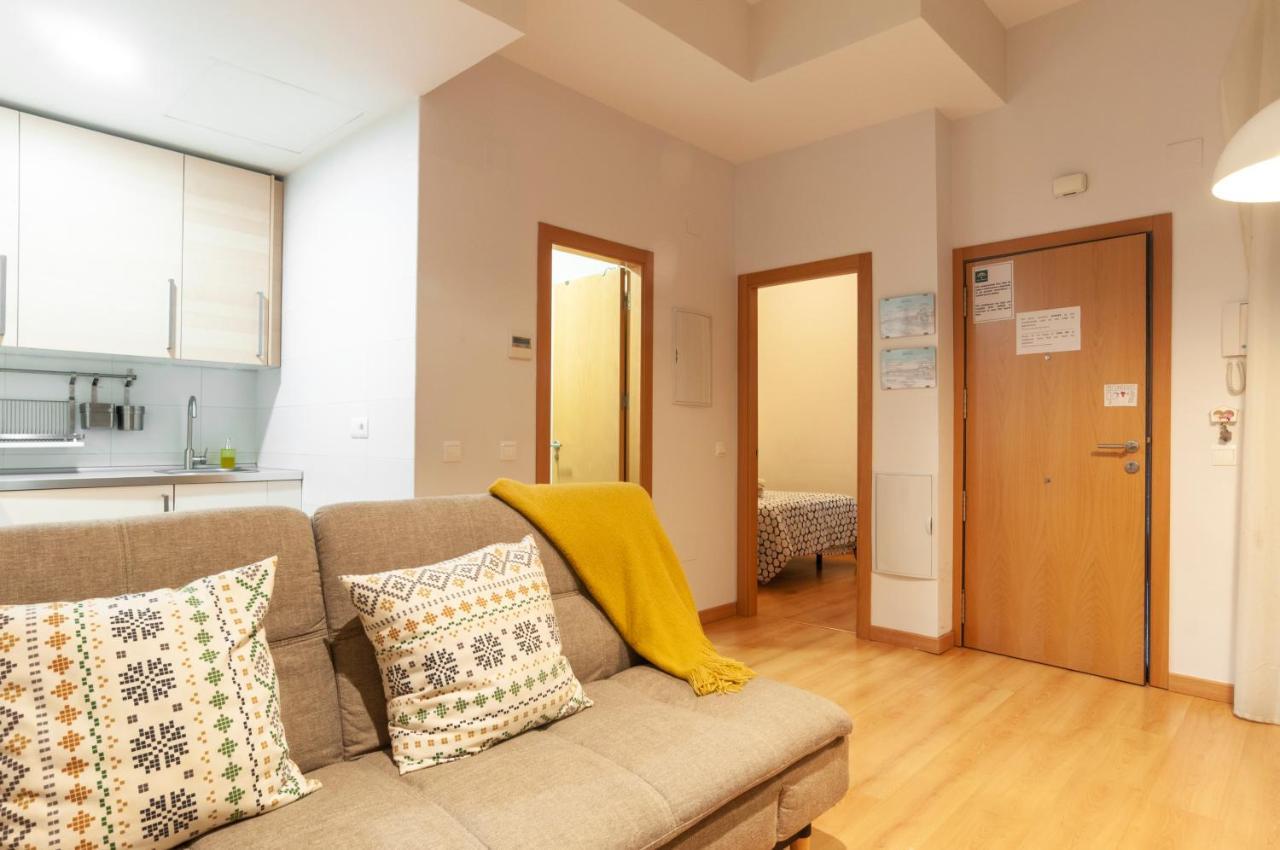 Bhost - Victoria * Malaga